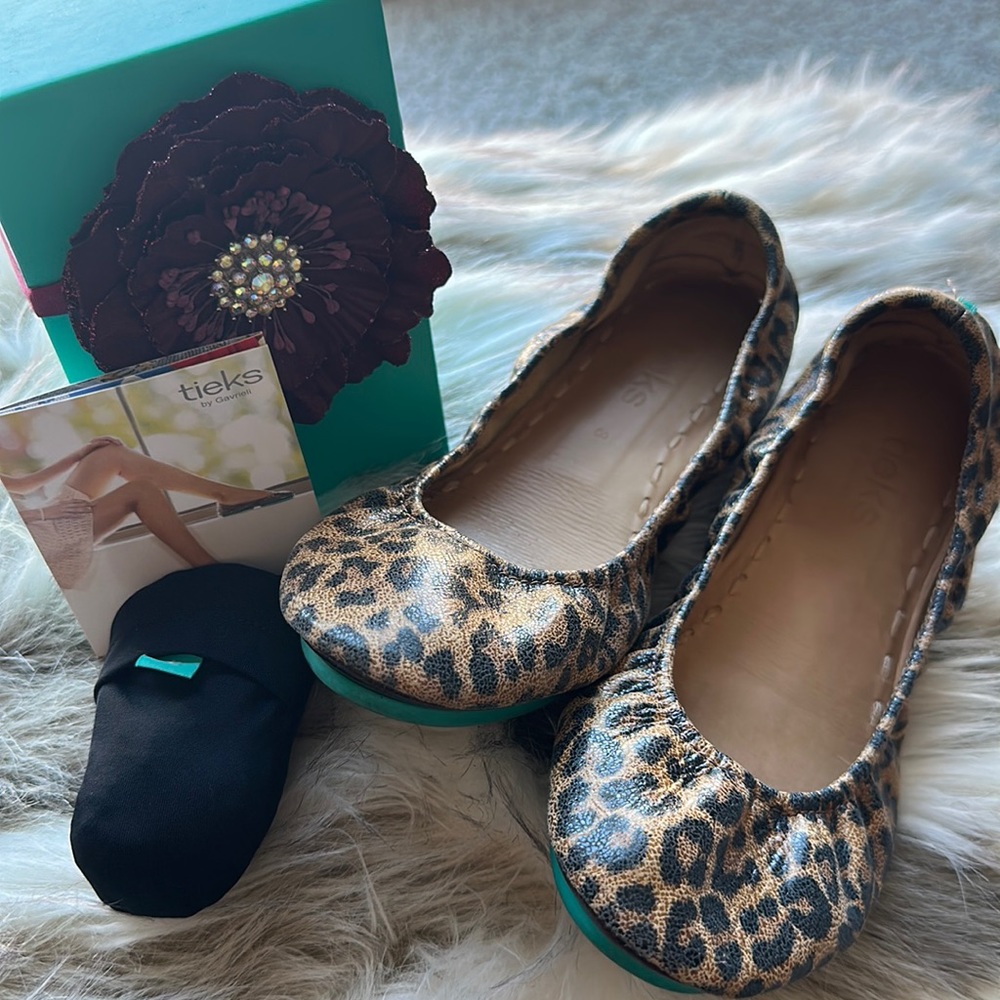Tieks - Leopard print Sz8